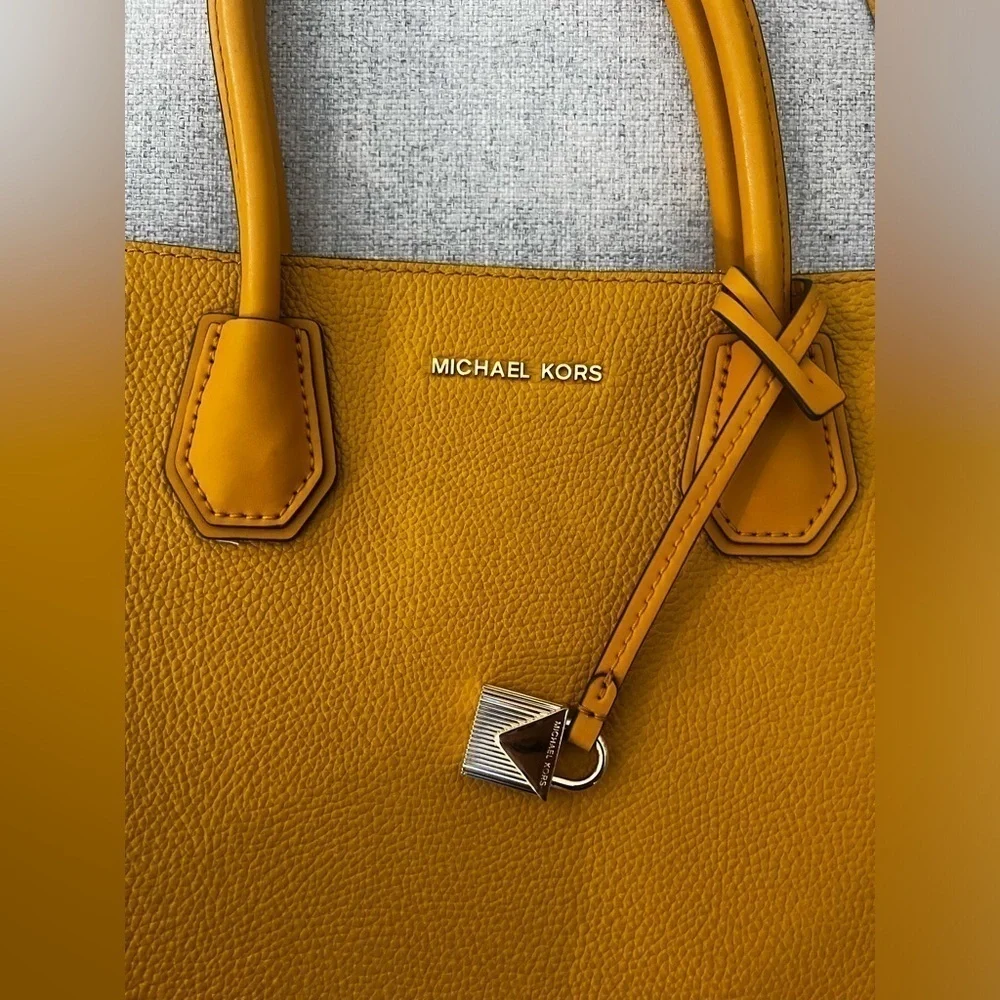 MICHAEL KORS Mercer Medium Satchel – Marigold Yellow Leather - Picture 3 of 13